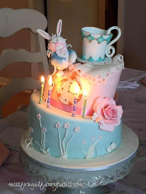 Tea Party Cakes, Mad Hatter Cake, Shabby Chic Cakes, Chic Cake, Tea Party Cake, Mad Tea Parties, Alice In Wonderland Tea Party Birthday, Happy Tea, Alice In Wonderland Cakes