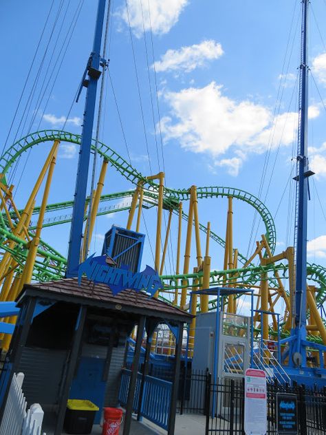 Nightwing Ride Six Flags New England Six Flags New England, 6 Flags, Cute Sky, Theme Parks Rides, Sky Pics, Six Flags, Batman Dc, Amusement Parks, Dc Comic