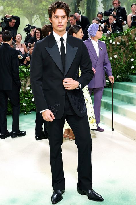 Nicholas Galitzine | Met Gala Celebrating “Sleeping Beauties: Reawakening Fashion” in New York City | May 06, 2024 Nicholas Galitzine Met Gala, Reawakening Fashion, Fashion In New York, Nicholas Galitzine, Old Hollywood, Red Carpet, Sleeping Beauty, York City, New York City