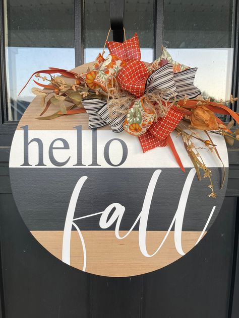 Fall Decor Front Door, Fall Front Door Decor, Vintage Fall Decor, Fall Wood Signs, Fall Door Hanger, Door Signs Diy, Wooden Door Signs, Fall Door Hangers, Fall Front Door