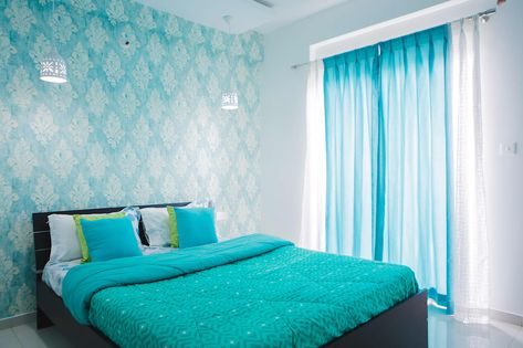 Masterbed room with cool blue wallpaper homelane.com small bedroom | homify Room Color Ideas Bedroom, Room Color Combination, Indian Room Decor, Indian Bedroom Decor, Indian Bedroom, Bedroom Color Combination, Room Wall Colors, Modern Bedroom Interior, Bedroom Wall Designs