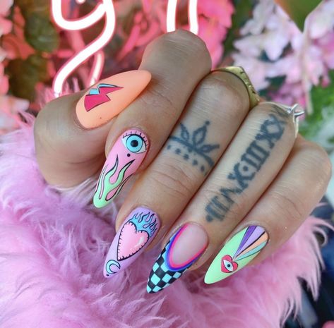 Funky Elegant Nails, Funky Nail Art Acrylic, Trippy Nail Art, Colorful Nail, Festival Nails, Nails Desing, Nail Bar, Funky Nails, Floral Nails