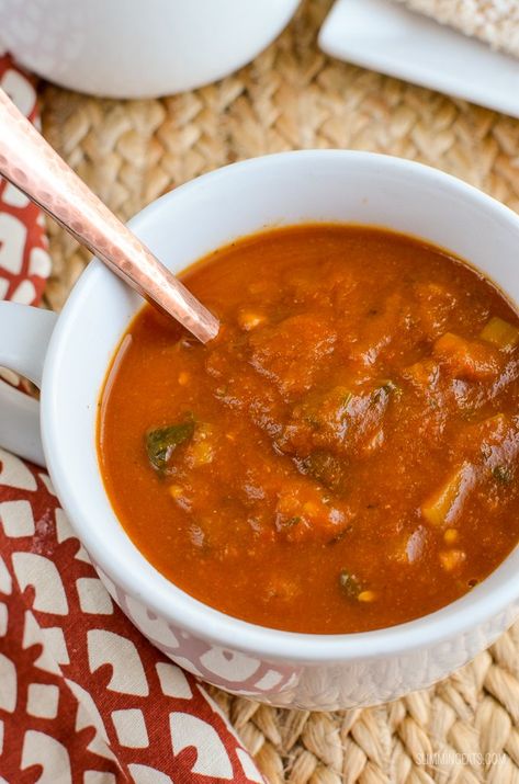 Spicy Eggplant and Tomato Soup | Slimming World recipes Healthy Homemade Soup, Eggplant Soup, Syn Free Food, Spicy Eggplant, Moussaka Recipe, Creamy Mushroom Soup, Chicken And Butternut Squash, Veg Soup, Zucchini Soup