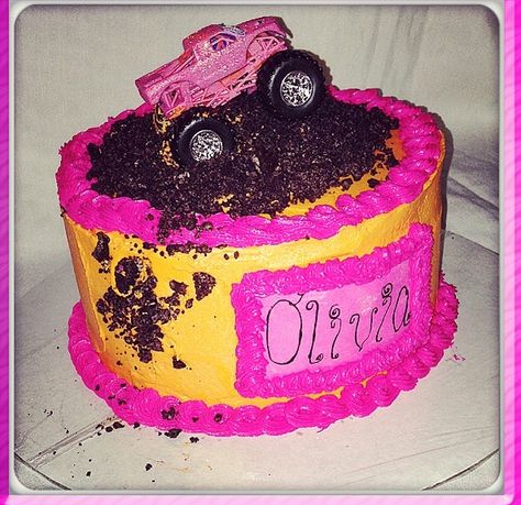 Pink girly monster truck cake Pink Monster Truck Birthday, Girls Monster Truck Birthday Party, Pink Monster Truck, Monster Truck Birthday Party, Monster Truck Cake, Pink Monster, Bday Party Kids, Truck Birthday Party, Truck Cake