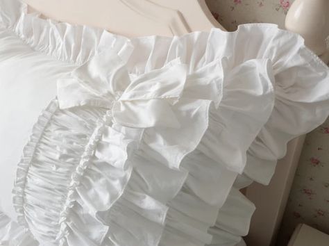 Pillow Cases Ruffles | Elegant Pillow Cases | Luxury White Pillows | Pillow Case Princess - Pillow Case - Aliexpress Ruffle Pillow Case, Princess Pillow, Cheap Pillows, Elegant Pillow, Luxury Cake, Ruffle Pillow, Cake Layers, Bedroom Decor Design, White Pillows