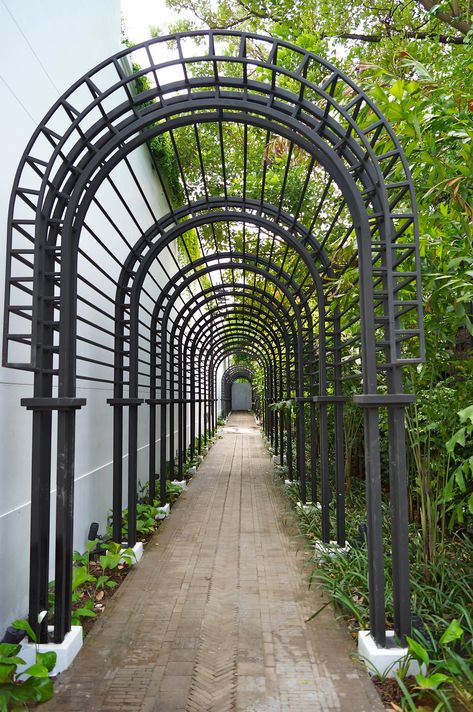 The Siam Hotel, English Garden Design, Garden Arches, Garden Arbor, Side Garden, Outdoor Gardens Design, Backyard Garden Design, Garden Trellis, Garden Structures