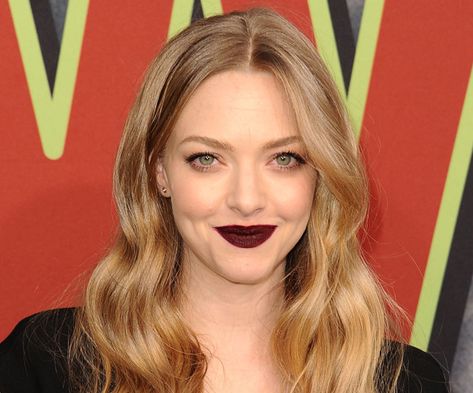 Best Hair Color for Green Eyes: Amanda Seyfried Green Eyes With Hair Color, Blonde Hair Pale Skin Green Eyes, Pale Skin Green Eyes Hair Color, Green Eyes Hair Color, Green Eyes Hair Color Ideas, Hair Color For Green Eyes, Warm Blond, Lipstick Colours, Deep Brown Hair