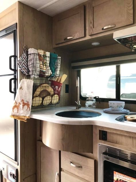 The Small Trailer Enthusiast | News & info for the small trailer enthusiast Pod Camper, Boho Chic Interior, R Pod, Rv Kitchen, Small Trailer, Rv Storage, Money Saving Meals, Rv Remodel, Kitchen Design Ideas