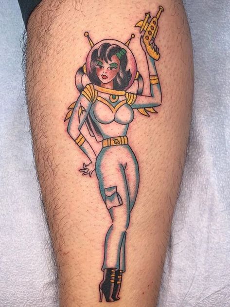 Retro Pinup Tattoo, Alien Pinup Tattoo, Pin Up Traditional Tattoo, Pinup Tattoo Traditional, American Traditional Pinup Tattoo, Vintage Pinup Tattoo, American Traditional Pinup, Clam Tattoo, Celtic Clover Tattoos