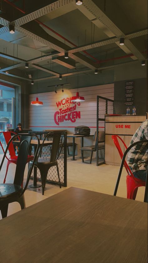 Kfc Aesthetic, Aesthetic Chicken, Kfc Restaurant, Restaurant Exterior Design, Restaurant Exterior, Kfc Chicken, Insta Profile Pic, Cool Instagram Pictures, Night Driving