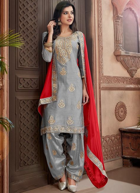 Light Grey and Red Embroidered Chanderi Punjabi Suit Punjabi Suits Party Wear, Patiala Suit Designs, Embroidery Suits Punjabi, Suits Online Shopping, Shilpa Shetty, Punjabi Dress, Salwar Suits Online, Desi Clothes, Patiala Salwar