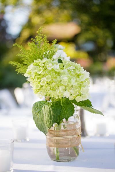 Wedding Inspiration Mason Jar Hydrangea, Diy Wedding Guest Book, Wedding Flowers Hydrangea, Rustic Wedding Cards, Glitter Mason Jars, Hydrangea Centerpiece, Mason Jar Vases, Jar Centerpieces, Rustic Wedding Guest Book