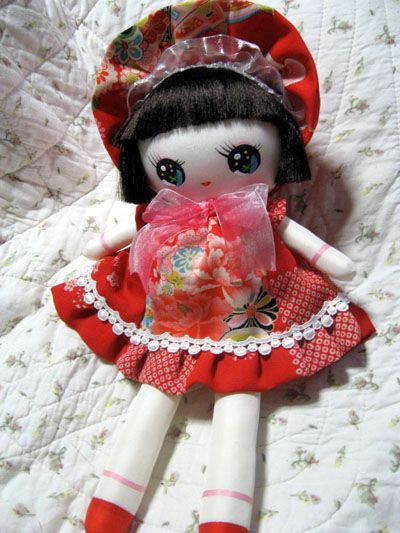 bunka doll from Japan Bunka Doll, Niche Aesthetic, Childhood Dreams, Doll Plushies, Vintage Cloth, Japanese Aesthetic, Soft Toys, Fabric Dolls, Visual Kei