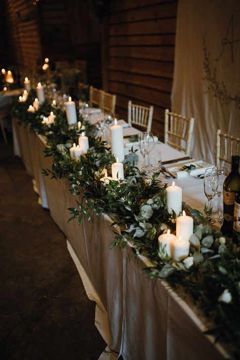 Top Table Wedding Decorations, Table Wedding Decorations, Tall Flower Centerpieces, Wedding Top Table Decorations, Top Table Wedding, Top Table Flowers, Round Wedding Tables, Wedding Top Table, Winter Wedding Table