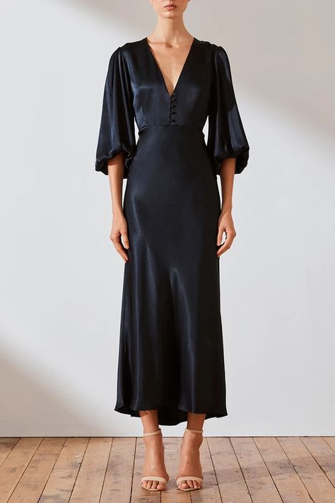 MORRISON L/S BIAS MIDI DRESS - NAVY Long Fitted Dresses, Makijaż Smokey Eye, Shona Joy, Navy Midi Dress, Dress Satin, Satin Dress, Classy Dress, Guest Dresses, Satin Dresses