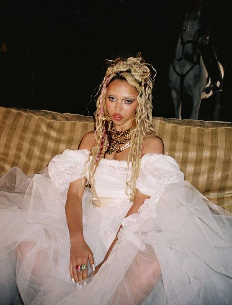 hayscodeviolation Vivienne Westwood Bridal, Yung Lean, Fka Twigs, The Vivienne, Gay Wedding, Vivienne Westwood, Pretty People, Beautiful People, Bridal Gowns