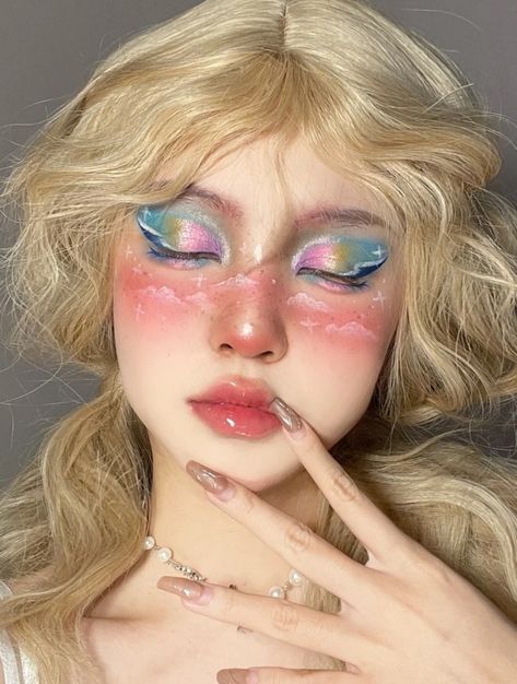 Makeup Looks Creative Cool, Everyday Life Aesthetic, E Girl Makeup, E Girl Style, Egirl Style, Makeup Skills, Cute Eye Makeup, Kawaii Makeup, Inspiration Tattoos