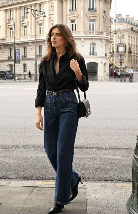 15 Must-Have Fall Travel Outfits: Your Ultimate Guide to an Autumn Getaway Heloise Guillet, Denim Outfit Fall, Edit Capcut, Early Fall Outfits, College Outfit, Professional Outfits Women, Business Outfits Women, Business Casual Outfits For Work, Classy Fashion