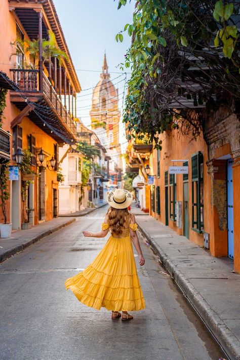 Planning to spend 3 days in Cartagena? Follow this ultimate 3 day Cartagena itinerary to see the best of this stunning city in just a long weekend! | Cartagena travel tips | Cartagena travel guide | Cartagena Colombia aesthetic | Cartagena Colombia outfit | Cartagena Colombia photography | Cartagena Colombia itinerary | Cartagena Colombia travel guide | What to do in Cartagena in 3 days | Cartagena travel map | Cartagena travel aesthetic | Cartagena travel photos Cartagena Colombia Travel, Colombia Travel Guide, Trip To Colombia, Colombian Culture, Travel Pose, Colombia Travel, Best Photo Poses, South America Travel, India Travel