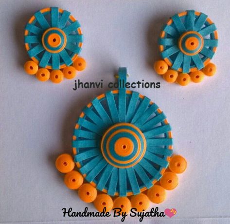 #quilling #quillingart #quillingstuds #quillingearrings #jhanvicollections #handmadejewelry #quilledearrings #quillwork #quillingwork #quilledjewelryforsale #quillednecklace #quilledpendantset #handmadebysujatha #custommade #customized #customizedset #lightweightjewellery #paperquilled #navimumbai #handmadewithlove Quilling Accessories, Quilling Studs, Quilling Necklace, Quilling Jewellery, Paper Quilling Jewelry, Quilling Work, Quilled Jewellery, Quilling Earrings, Quilling Jewelry