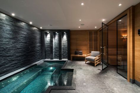 Indoor Pool House, Indoor Swimming Pool Design, Indoor Jacuzzi, Home Spa Room, Indoor Pool Design, Indoor Spa, Piscina Interior, Chalet Design, Luxury Ski Chalet