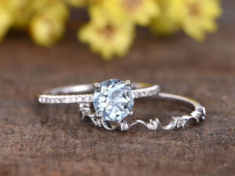 Stacked Diamond Wedding Bands, Aquamarine Wedding Ring, Aquamarine Ring Vintage, Blue Wedding Rings, Blue Aquamarine Ring, Cute Engagement Rings, Diamond Wedding Rings Sets, Engagement Wedding Ring Sets, Aquamarine Engagement Ring