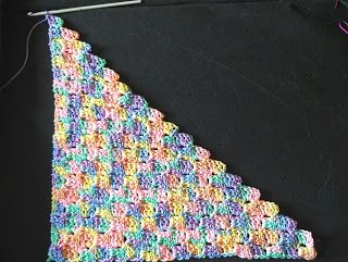 crochet kalaakari: Crochet corner to corner rectangle free pattern Crochet Rug Patterns Free Rectangle, Crochet Corner To Corner, Crochet Rug Patterns Free, Corner To Corner Crochet Pattern, Magic Circle Crochet, Crochet C2c Pattern, C2c Crochet Pattern Free, Beginning Crochet, C2c Crochet Blanket