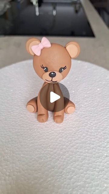 Fondant Teddy Bear Tutorial Step By Step, Fondant Bear Topper, How To Make Fondant Figures, Fondant Teddy Bear Tutorial, Topper Tips, Teddy Bear Cake Topper, Make A Teddy Bear, Fondant Teddy Bear, Fondant Art