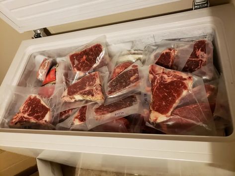 Buying Beef by the Cow: How to Fill Your Freezer With Locally Raised Meat | The Epoch Times Fill Your Freezer, Local Butcher Shop, Meat Box, Beef Cow, Meat Delivery, T Bone Steak, Eat Beef, Shopping List Grocery, Hamburger Meat