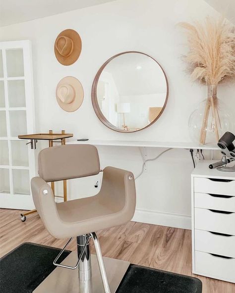 MODERN SALON on Instagram: “Boho Chic touches at @blondstudio 🌾 . . . . . #modernsalonoftheweek…” Hair And Makeup Studio Ideas, Circle Mirror Salon Station, Makeup Room Boho, Boho Beauty Studio, Cream Salon Decor, Boho Chic Hair Salon, Boho Makeup Studio, Boho Chic Salon Suite, Salon Inspo Modern