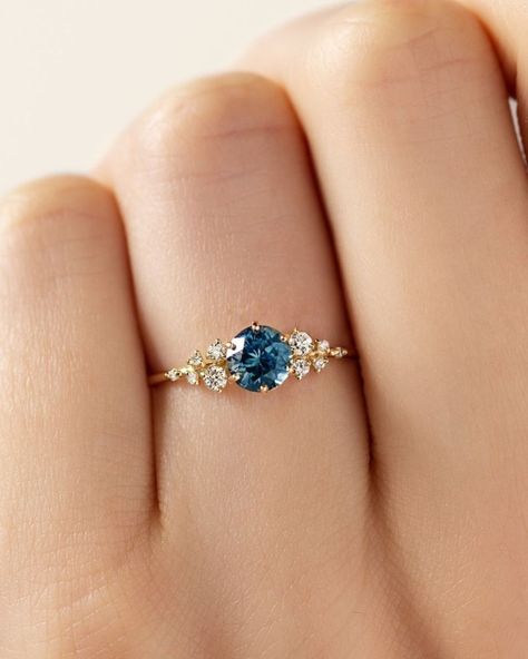 Prom Rings, Small Engagement Rings, Pretty Engagement Rings, Blue Engagement Ring, Cute Engagement Rings, Future Engagement Rings, Classic Engagement, Gold Rings Fashion, Gold Ring Designs