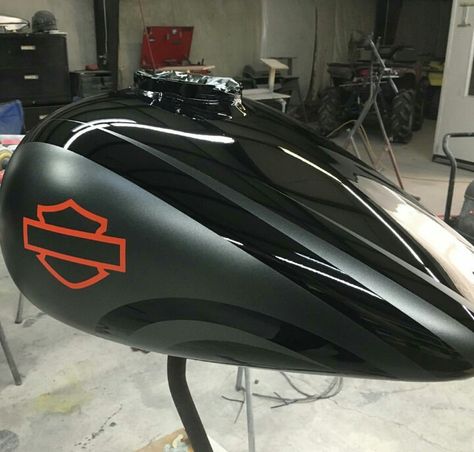 Motorcycle Custom Design, Harley Davidson Custom Paint, Harley Paint Jobs, Harley Custom Paint, Harley Davidson Motorcycles Street Glide, Harley Davidson Tank Design, Harley Gas Tank Paint Ideas, Motorcycle Tank Paint, Harley Softail Slim