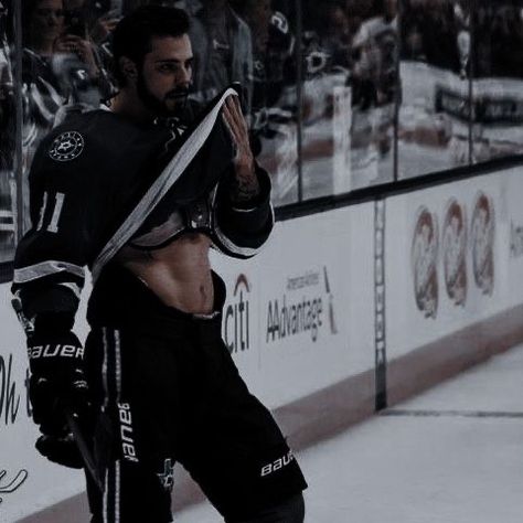 Puck me secretly by Odette Stone hockey romance aesthetic Puck Bunny Aesthetic, Heated Rivalry Aesthetic, Odette Stone, Hockey Romance Aesthetic, Heated Rivalry, Hockey Aesthetic, Aesthetic Boyfriend, Hockey Romance, Boyfriend Aesthetic