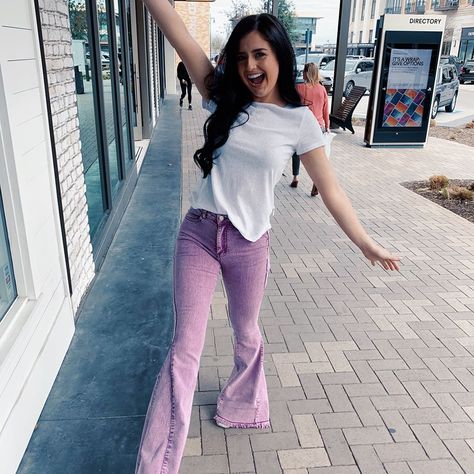 purple denim flares outfit game day tcu #flares #flaresoutfit #tcugameday #tcu Tcu Football Game Outfit, Purple Bell Bottoms Outfit, Denim Flares Outfit, Purple Game Day Outfit, Flare Denim Outfit, Tcu Gameday Outfit Purple, Tcu Gameday Outfit, Tcu Gameday, Purple Bell Bottom