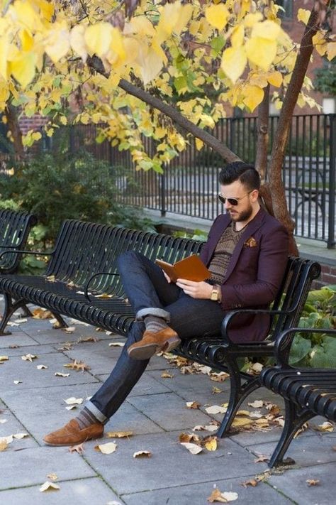 Men Outfits With Loafers- 30 Ideas How To Wear Loafers Shoes Palette Autumn, Loafers Men Outfit, Pocket Shoes, Burgundy Coat, How To Wear Loafers, Maroon Blazer, Reading Month, Brown Suede Loafers, Purple Blazer