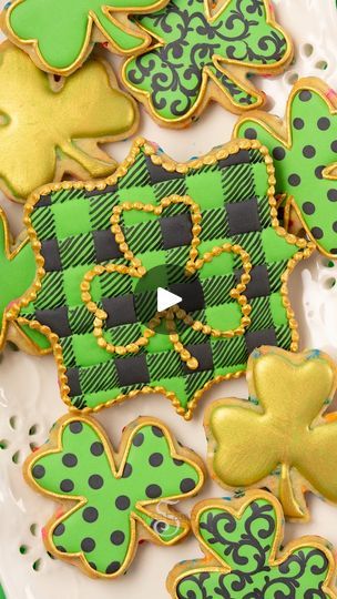 2.7M views · 1.5K reactions | Gingham shamrock cookies for Saint Patrick's Day  ☘️ decorated with royal icing | SweetAmbs | SweetAmbs · Original audio Shamrock Cookies, Royal Icing Decorations, Saint Patrick's Day, Saint Patricks, St Patrick’s Day, Royal Icing, Cookie Decorating, Sugar Cookies, St Patricks Day