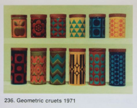 Hornsea Pottery Geometric Cruets 1971 60s Pottery, Pottery Display, Hornsea Pottery, 60s Patterns, Pottery Patterns, Dream Furniture, Mid Century Pottery, Scandi Design, Ceramic Shop