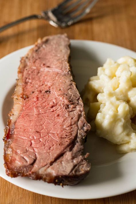 Strip Roast Recipe, Strip Roast, New York Strip Roast, Strip Steak Recipe, New York Strip, Lean Cuisine, Ny Strip, Strip Steak, Mac Cheese