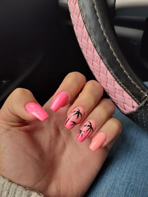 Vacay Nails Almond, Short Almond Nails Trendy, Almond Nails Summer Colors, Pink Nail Aesthetic, Almond Pink Nails, Nails Design Almond, Pink Nails Design, Almond Nails Designs Summer, Vacay Nails