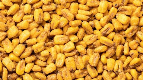 Corn Nuts Recipe, Canned Hominy, Corn Nut, How To Make Corn, Food And Nutrition, Nut Snacks, Nut Recipes, Nutritious Diet, Canned Corn