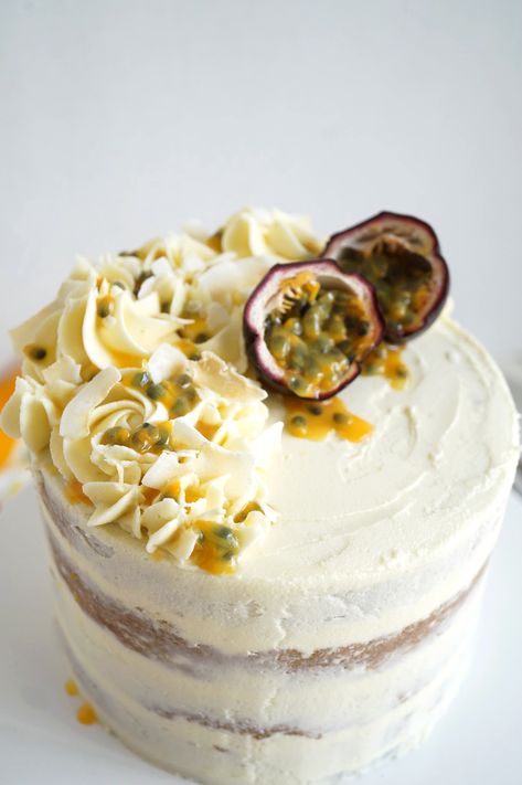 Vegan Passionfruit Cake, Vegan Cake Decorating Ideas, Passion Fruit Wedding Cake, Passionfruit Wedding Cake, Coconut Passionfruit Cake, Passionfruit Cake Decoration, Passion Fruit Cake Decoration, Vegan Layer Cake, Layer Cake Decoration Ideas