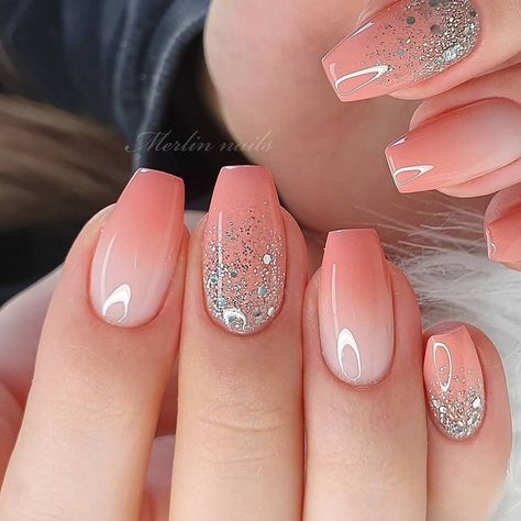 Short Pink Nails, No Chip Nails, Valentine Nails, Fancy Nails Designs, Ombre Acrylic Nails, Pretty Nail Art Designs, Makijaż Smokey Eye, Nail Designs Glitter, Classy Nails