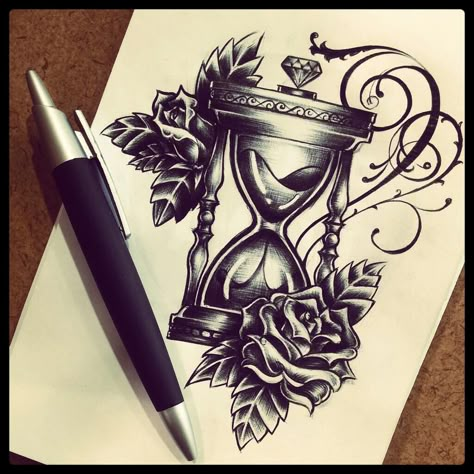 Embedded image permalink Ms Tattoos, Roses Tattoo Design, Hourglass Tattoo, Tattoo Zeichnungen, Roses Tattoo, Geniale Tattoos, Time Tattoos, Trendy Tattoos, Rose Tattoos