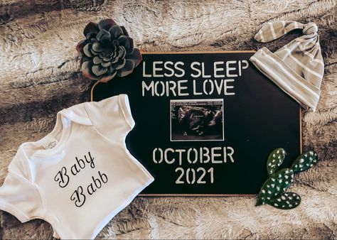 Pregnancy Announcement Chalkboard, Announcement Photoshoot, List Of Girls Names, Pregnancy Announcement Photoshoot, Fun Baby Announcement, Names List, La Baby, Succulents Cactus