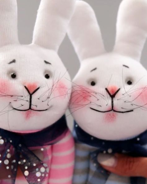 Pencil Outline, Metdaan Diy, Cute Bunnies, Bunny Head, Sock Toys, Honey Bunny, Hello Hello, Facial Features, Bunny Crafts