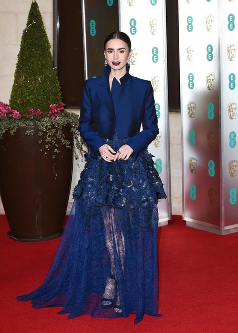 Dress Red Carpet, Lily Collins Style, Givenchy Couture, Grosvenor House, Navy Blue Mini Dress, Royal Blue Lace, Stylish Celebrities, Street Style Edgy, Gala Dinner