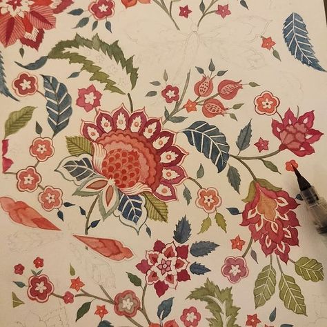 Shambhavi T (@shambhavit) • Instagram photos and videos Practice Makes Progress, Jacobean Embroidery, Flower Print Pattern, Elegant Embroidery, My Signature, Brazilian Embroidery, Leaf Wall Art, Hand Embroidery Design Patterns, Indian Fabric