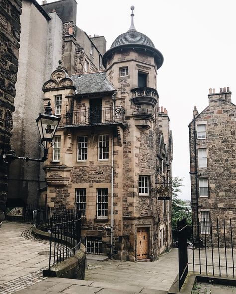 85.3k Followers, 1,219 Following, 1,986 Posts - See Instagram photos and videos from Andrea (@theglampad) Wammy's House, Stone Building, Scotland Uk, Interesting Buildings, England And Scotland, Edinburgh Scotland, Scotland Travel, Beautiful Architecture, Beautiful Buildings