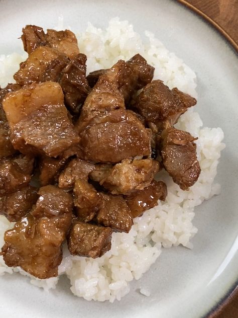 Filipino Pork Adobo Filipino Pork Adobo, Pork Adobo Recipe, Pork Adobo, Adobo Recipe, Philippines Food, Adobo Chicken, Pinoy Food, Food And Travel, Filipino Recipes