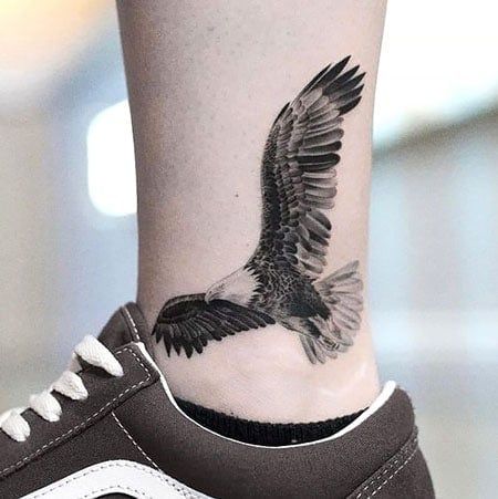 100 Striking Eagle Tattoo Designs for Men & Women Falcon Tattoo Feminine, Eagle Tattoo For Women Feminine, Change Tattoo Ideas, Simple Eagle Tattoo, Eagle Tattoo Arm, Tattoos For Ladies, Eagle Tattoo Designs, Eagle Feather Tattoos, Small Eagle Tattoo